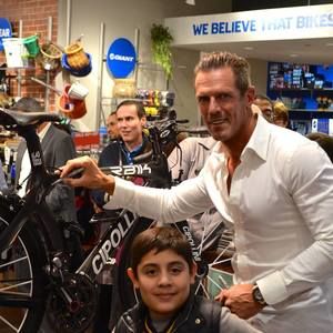 Meet your Posher, Antonio